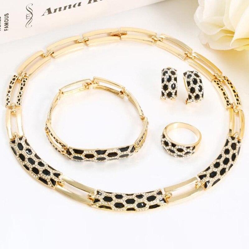 Conjunto em Animal Print Premium - Animale - Purità Joias